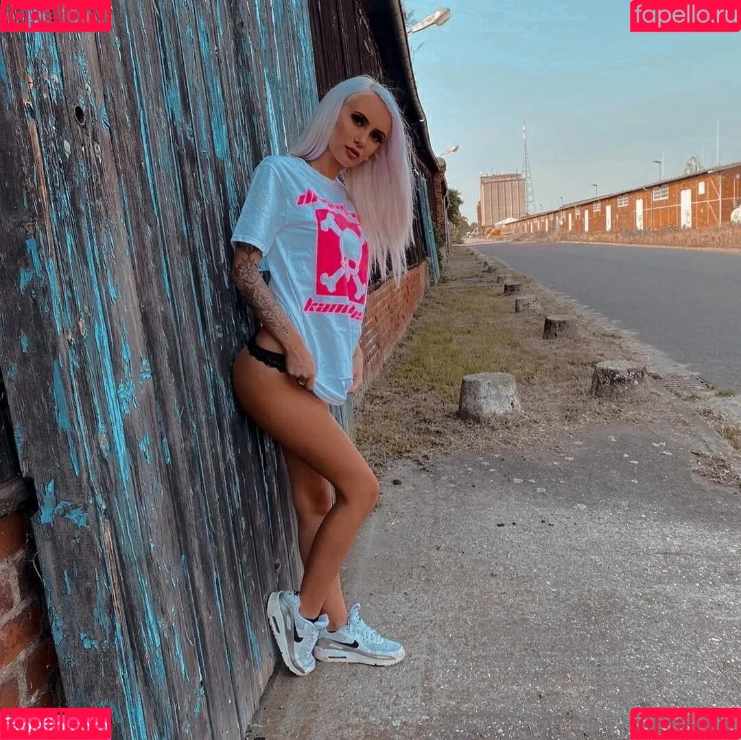 lenaxfz Onlyfans Photo Gallery 