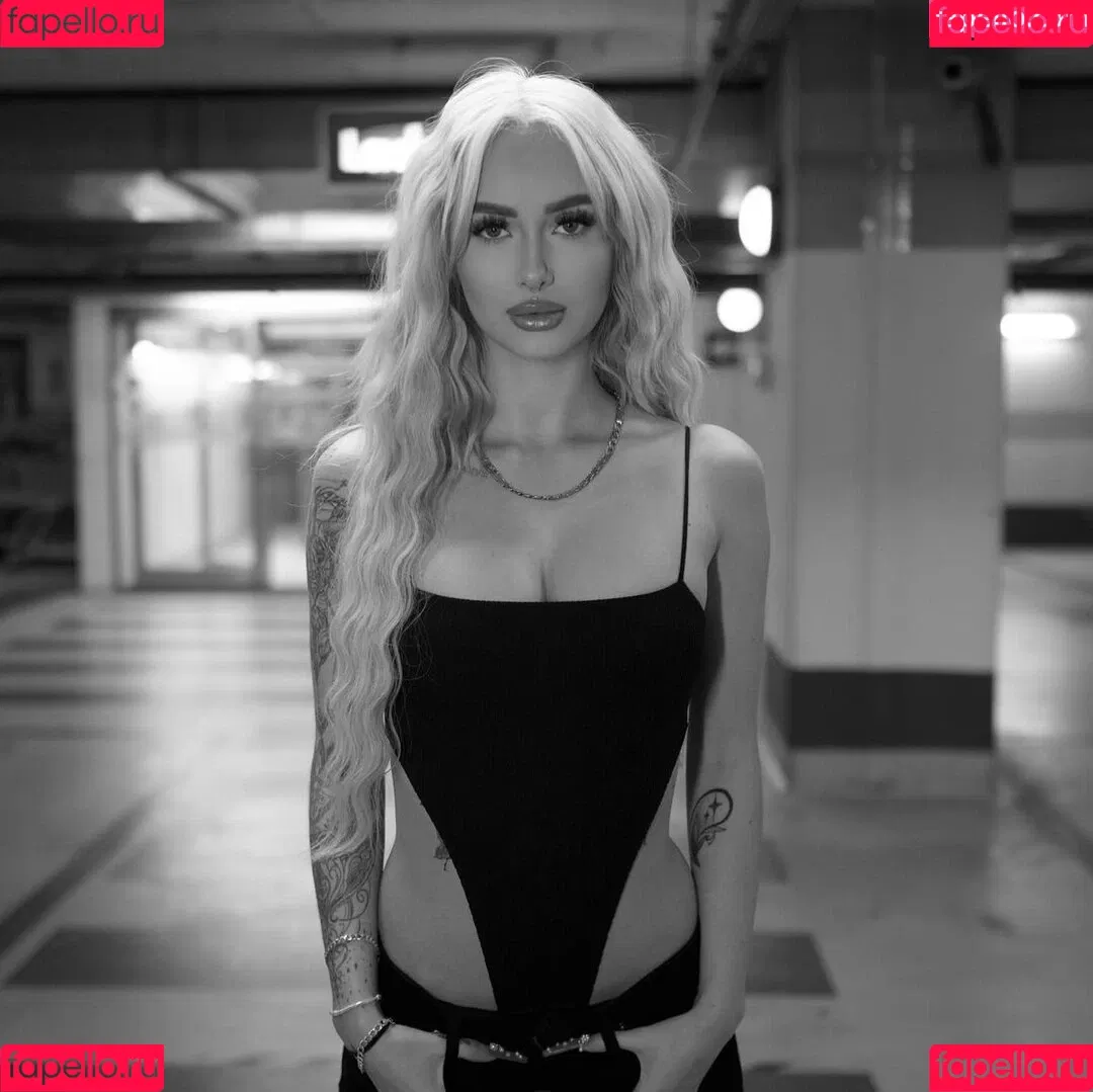 lenaxfz Onlyfans Photo Gallery 