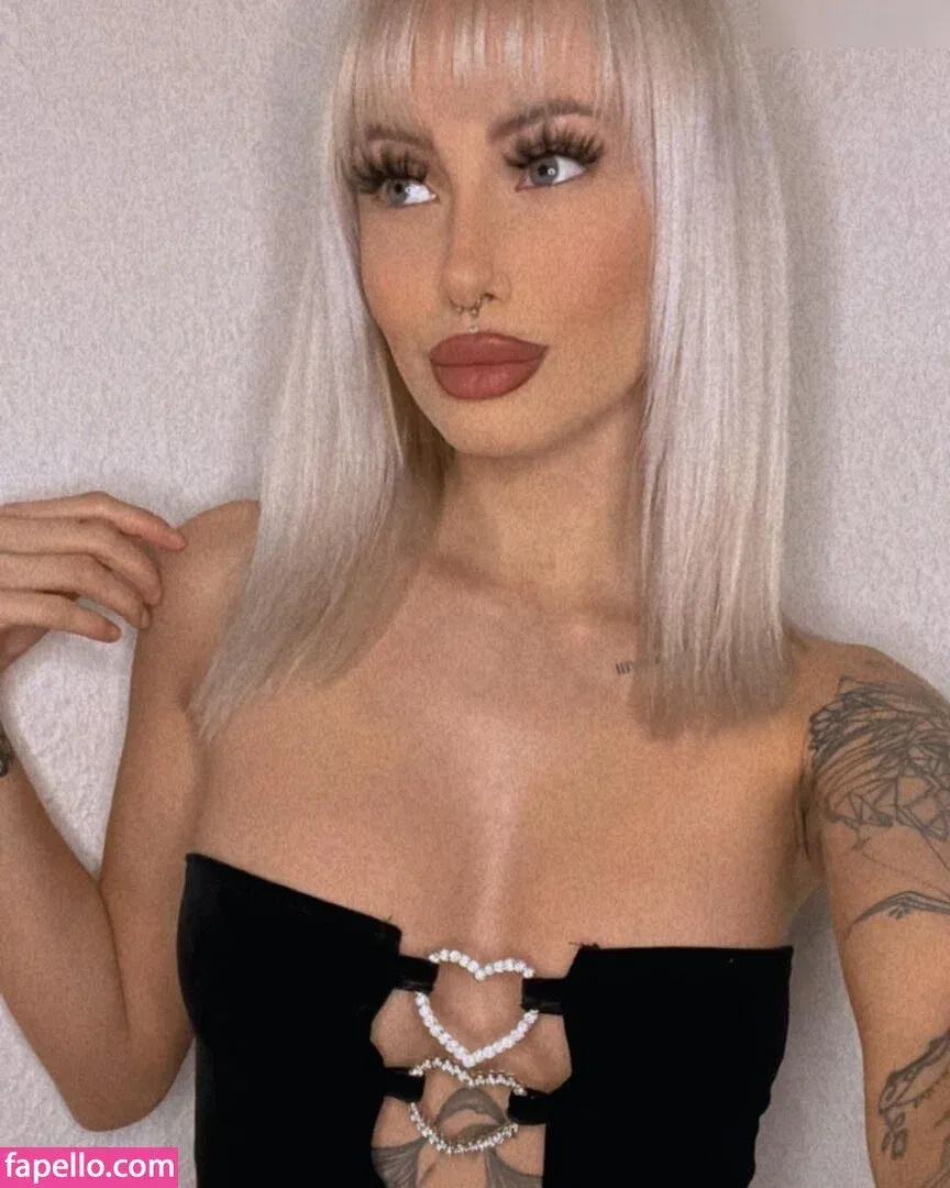 lenaxfz Onlyfans Photo Gallery 