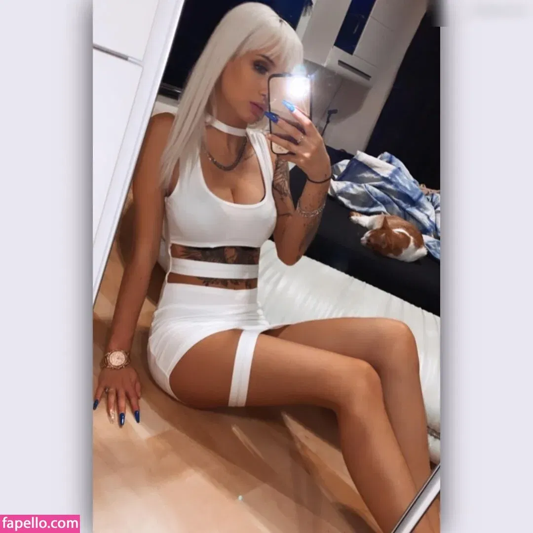 lenaxfz Onlyfans Photo Gallery 