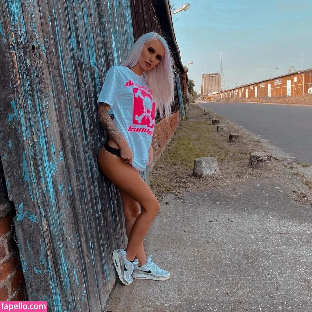 lenaxfz Onlyfans Photo Gallery 