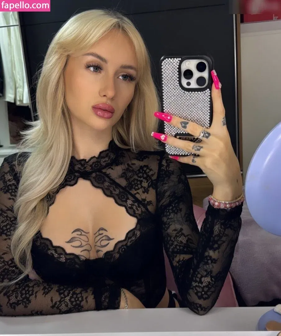 lenaxfz Onlyfans Photo Gallery 