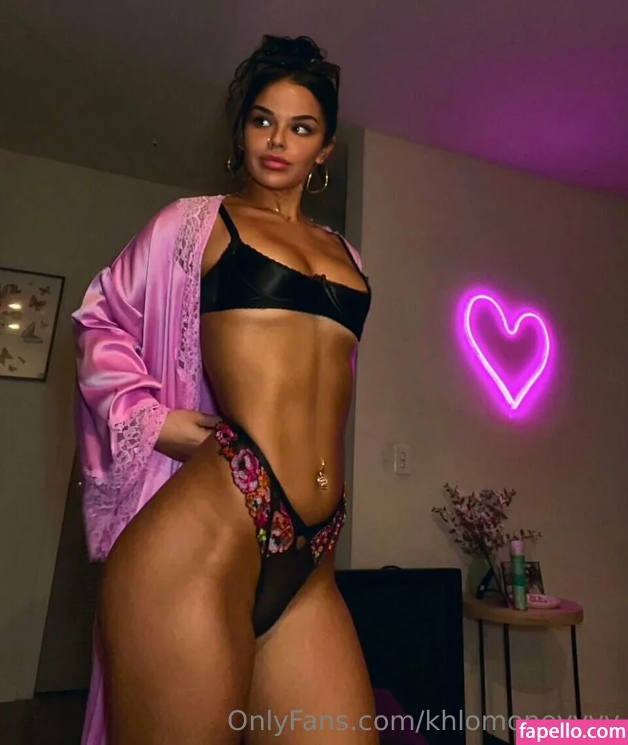 Chloe Swain Onlyfans Photo Gallery 