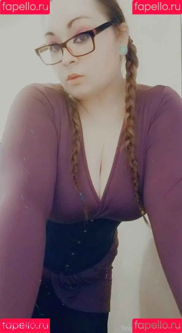 eilipaige Onlyfans Photo Gallery 