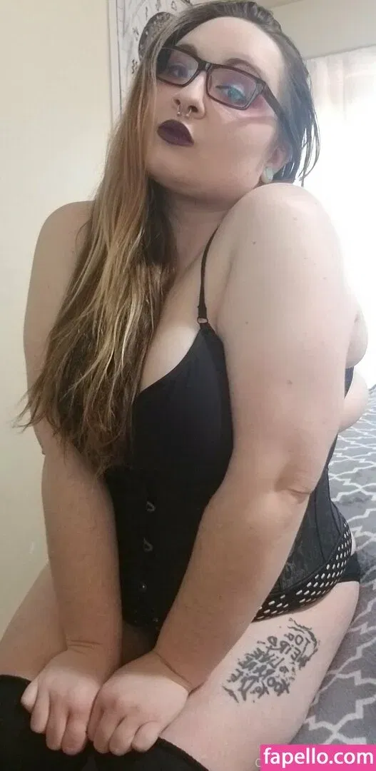 eilipaige Onlyfans Photo Gallery 