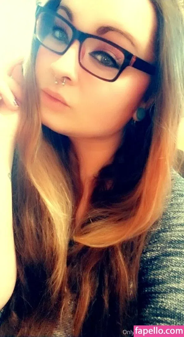 eilipaige Onlyfans Photo Gallery 