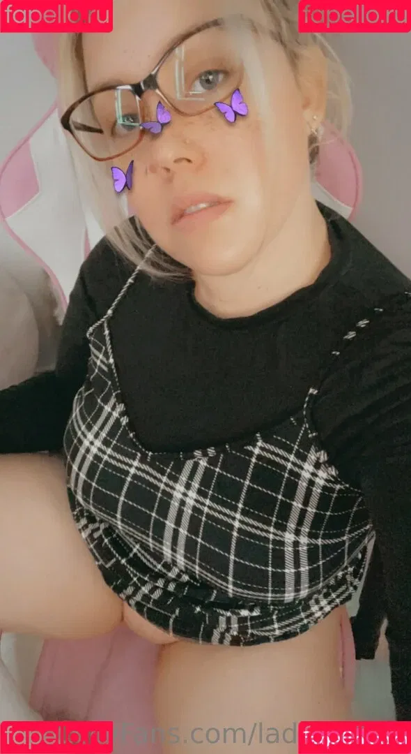 ladyfoxx90 Onlyfans Photo Gallery 