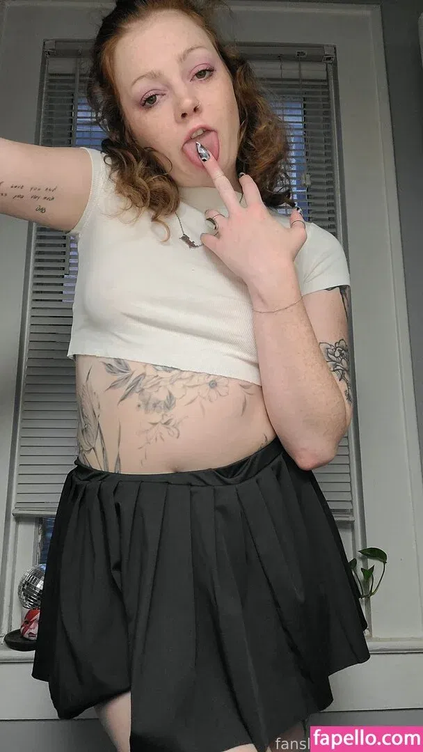 lilredrae Onlyfans Photo Gallery 