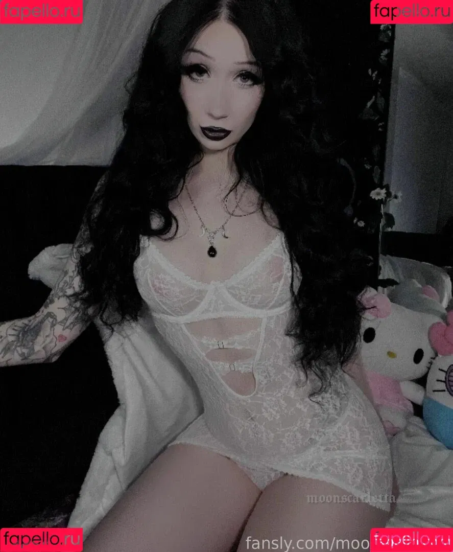 moonscarletta Onlyfans Photo Gallery 