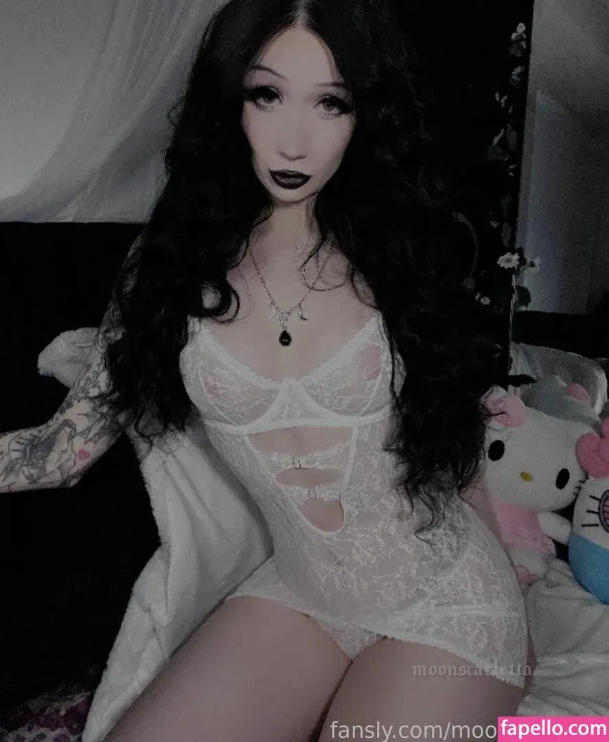 moonscarletta Onlyfans Photo Gallery 