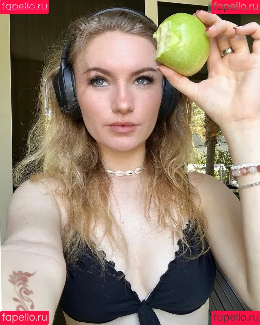 Francesca Dougan Onlyfans Photo Gallery 