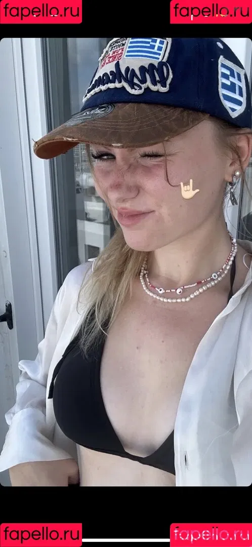 Francesca Dougan Onlyfans Photo Gallery 