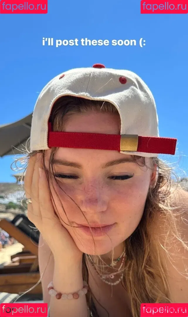Francesca Dougan Onlyfans Photo Gallery 