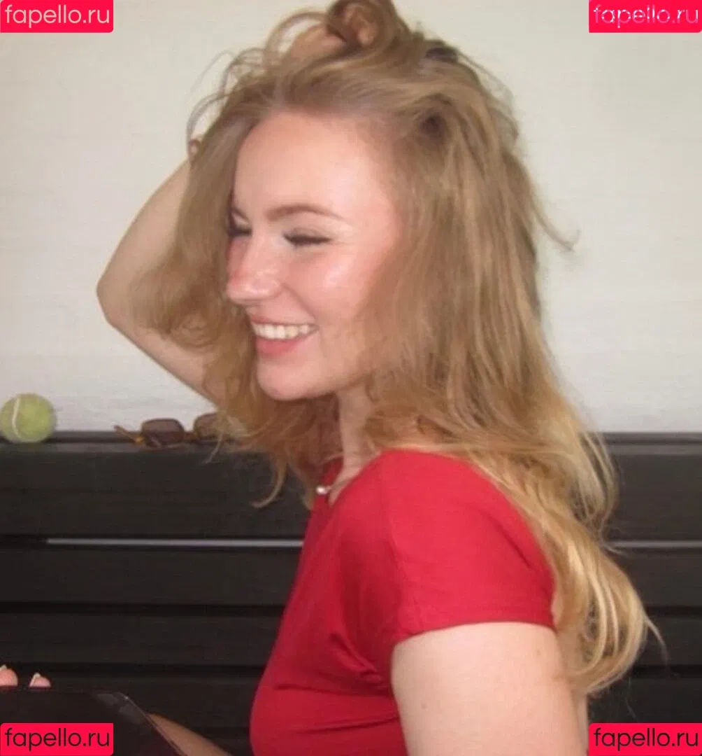 Francesca Dougan Onlyfans Photo Gallery 