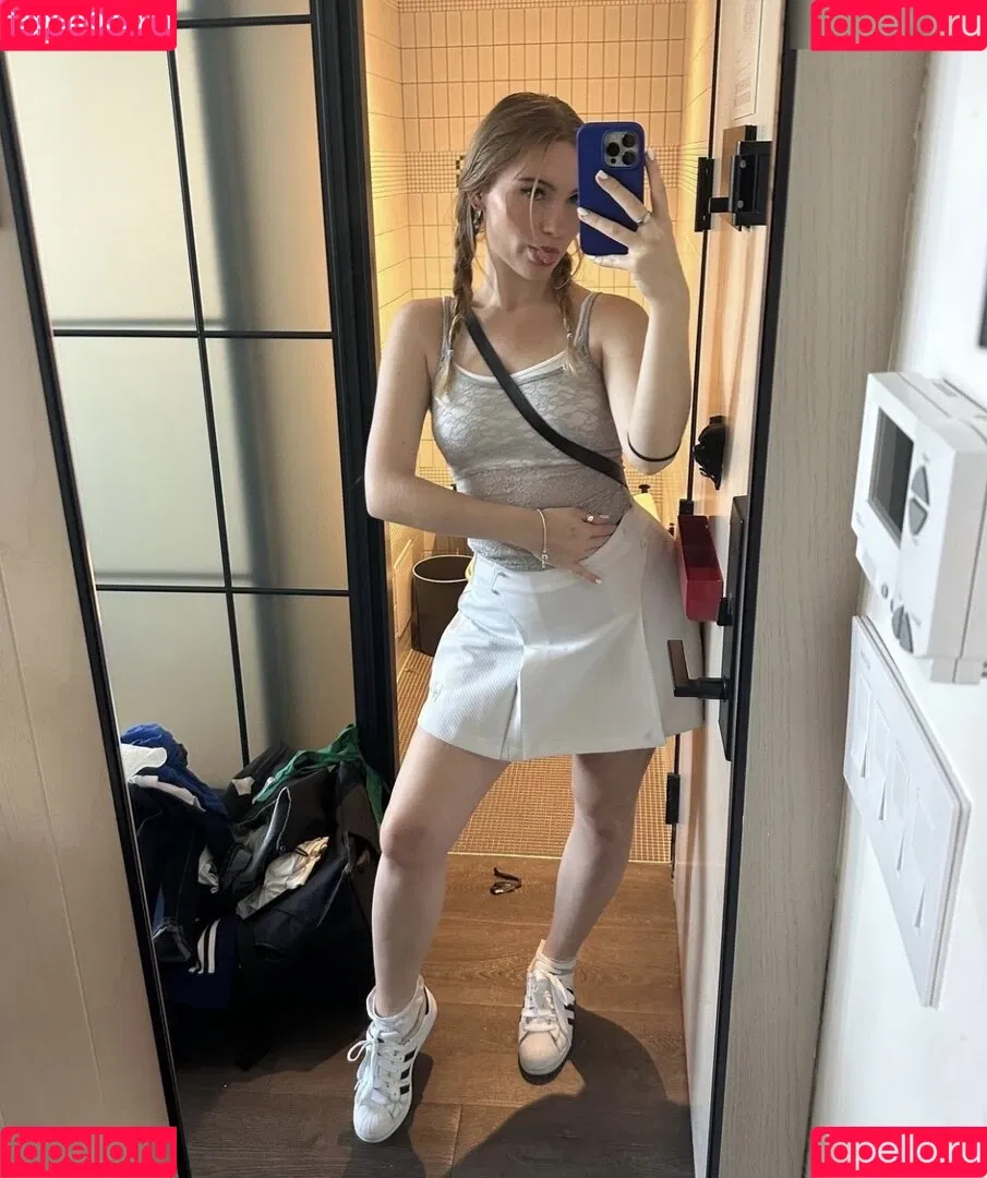 Francesca Dougan Onlyfans Photo Gallery 