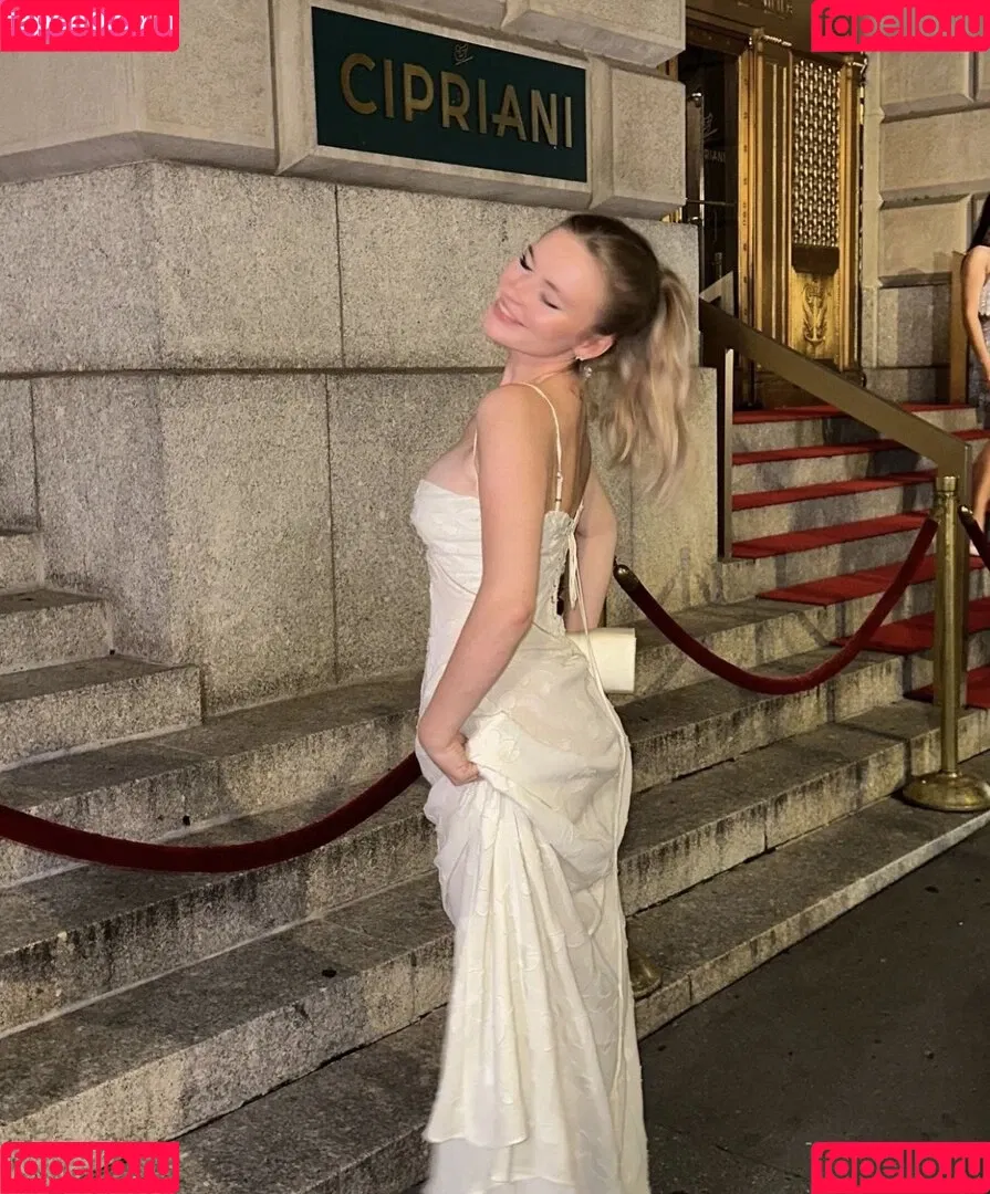 Francesca Dougan Onlyfans Photo Gallery 