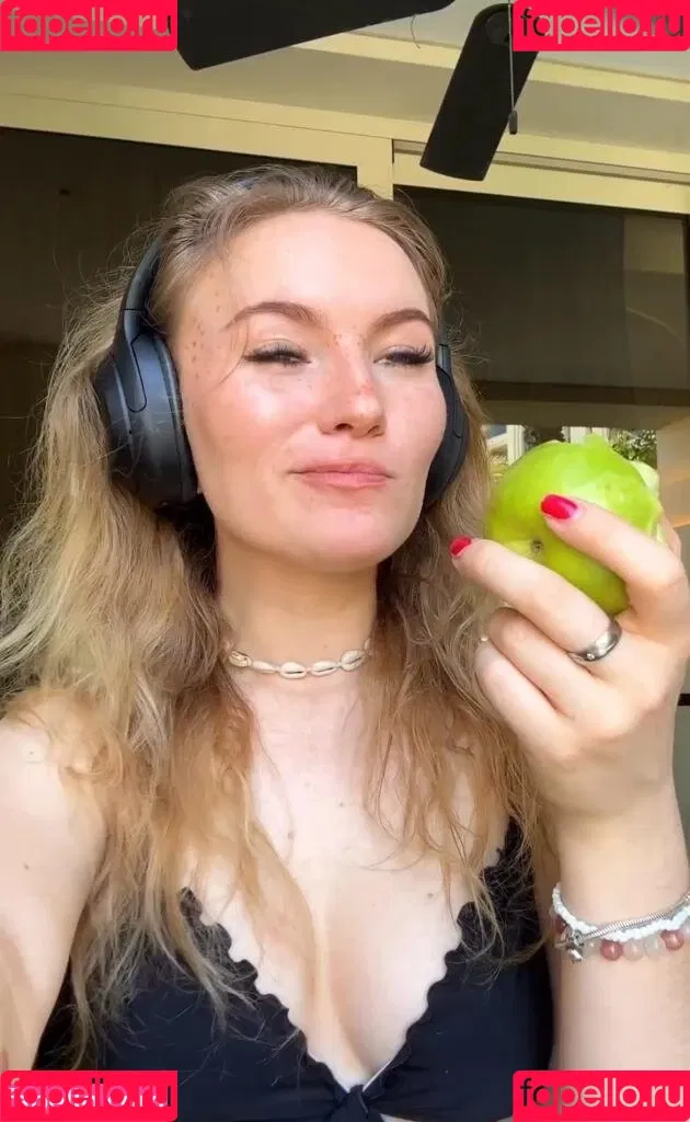 Francesca Dougan Onlyfans Photo Gallery 