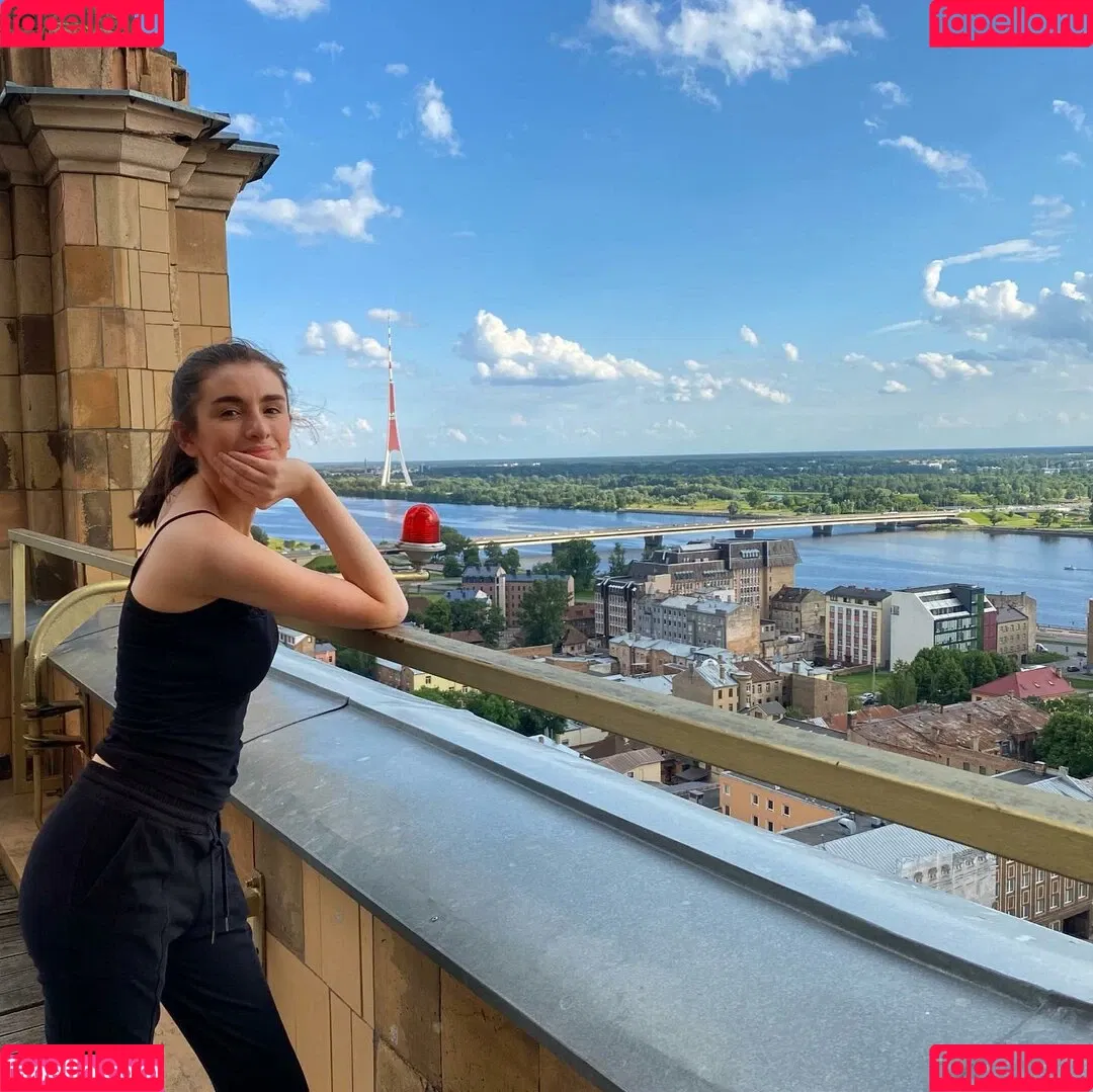 Lunallira Onlyfans Photo Gallery 