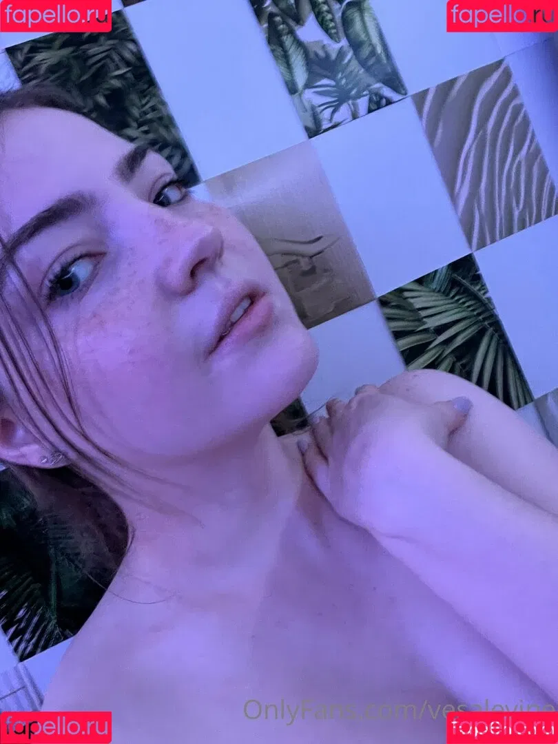 Vesalevine Onlyfans Photo Gallery 