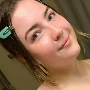 Vesalevine Onlyfans Photo Gallery 