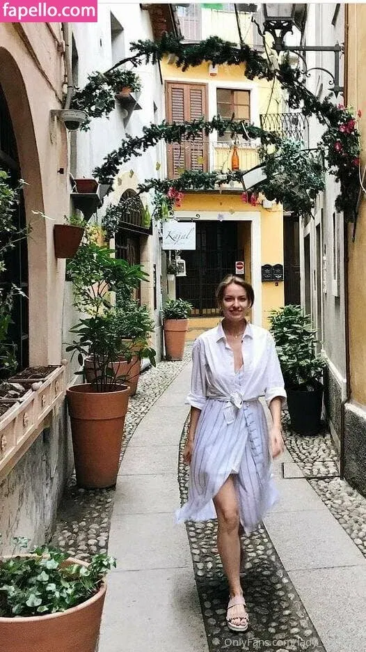 crazylayla Onlyfans Photo Gallery 