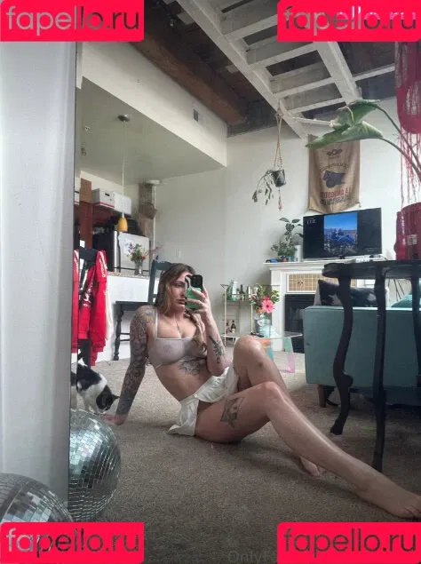 Strawbritty Onlyfans Photo Gallery 