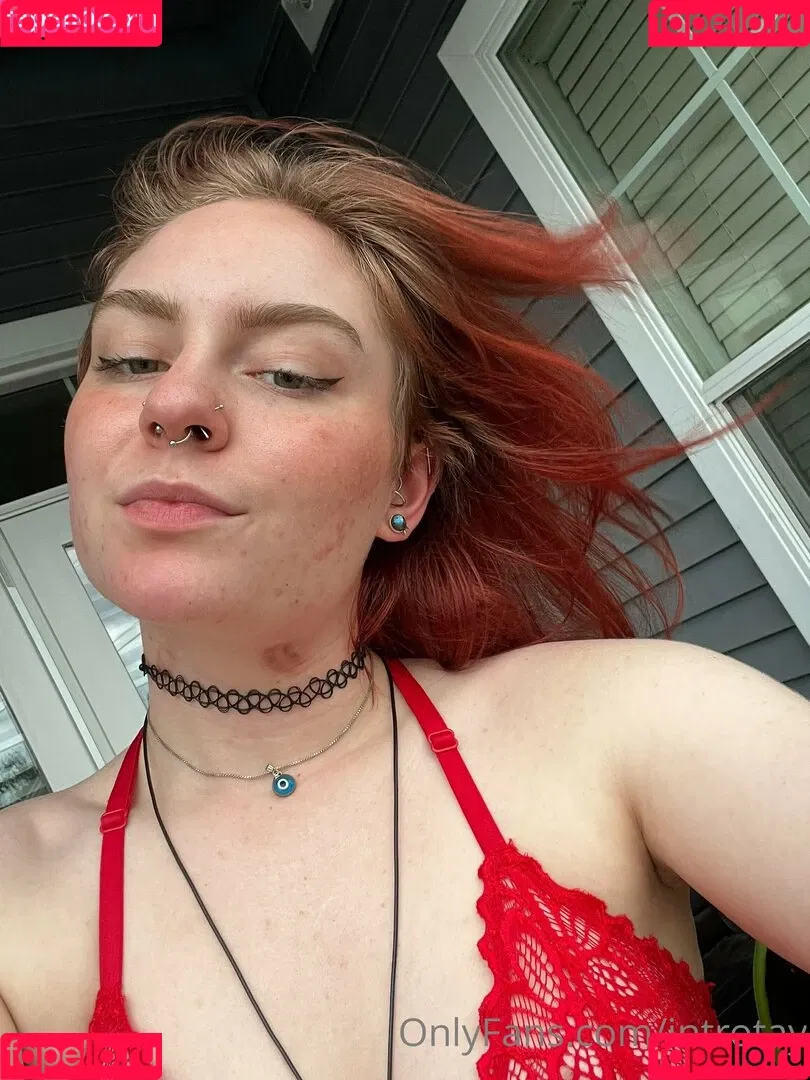 introtay Onlyfans Photo Gallery 
