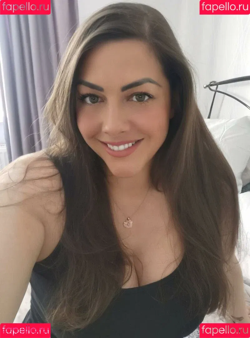 Eva Lou Onlyfans Photo Gallery 
