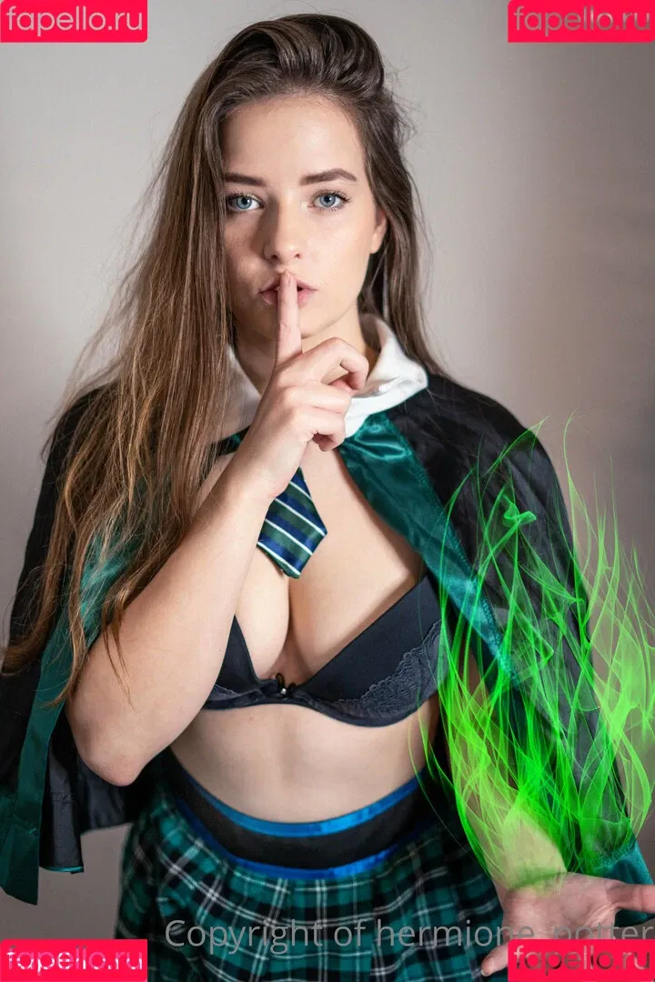 hermione_potter Onlyfans Photo Gallery 