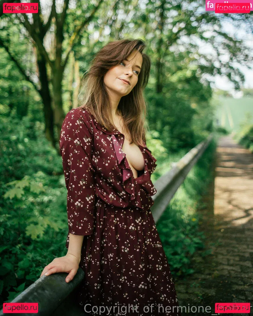 hermione_potter Onlyfans Photo Gallery 