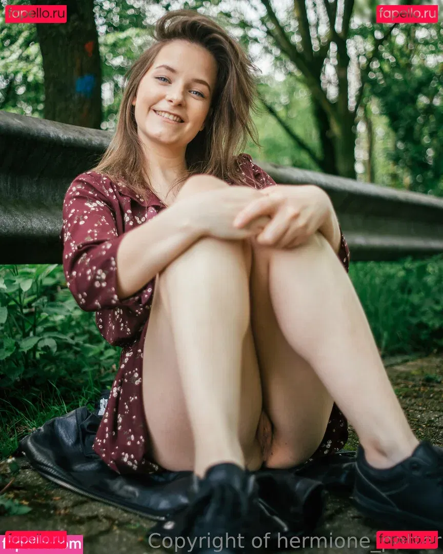 hermione_potter Onlyfans Photo Gallery 