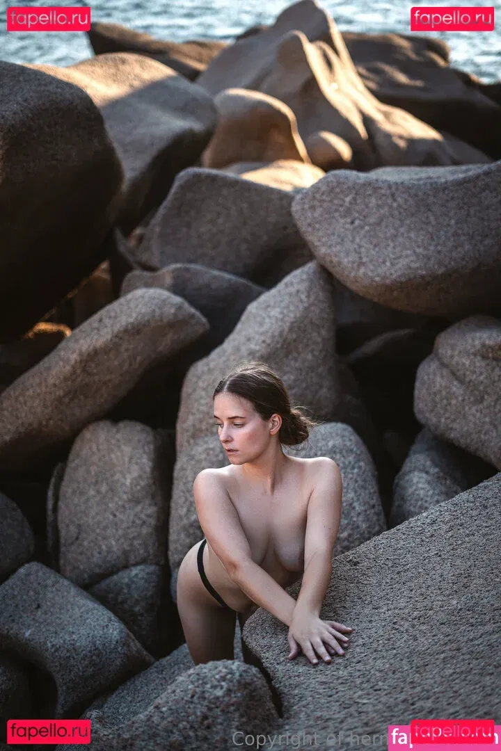 hermione_potter Onlyfans Photo Gallery 