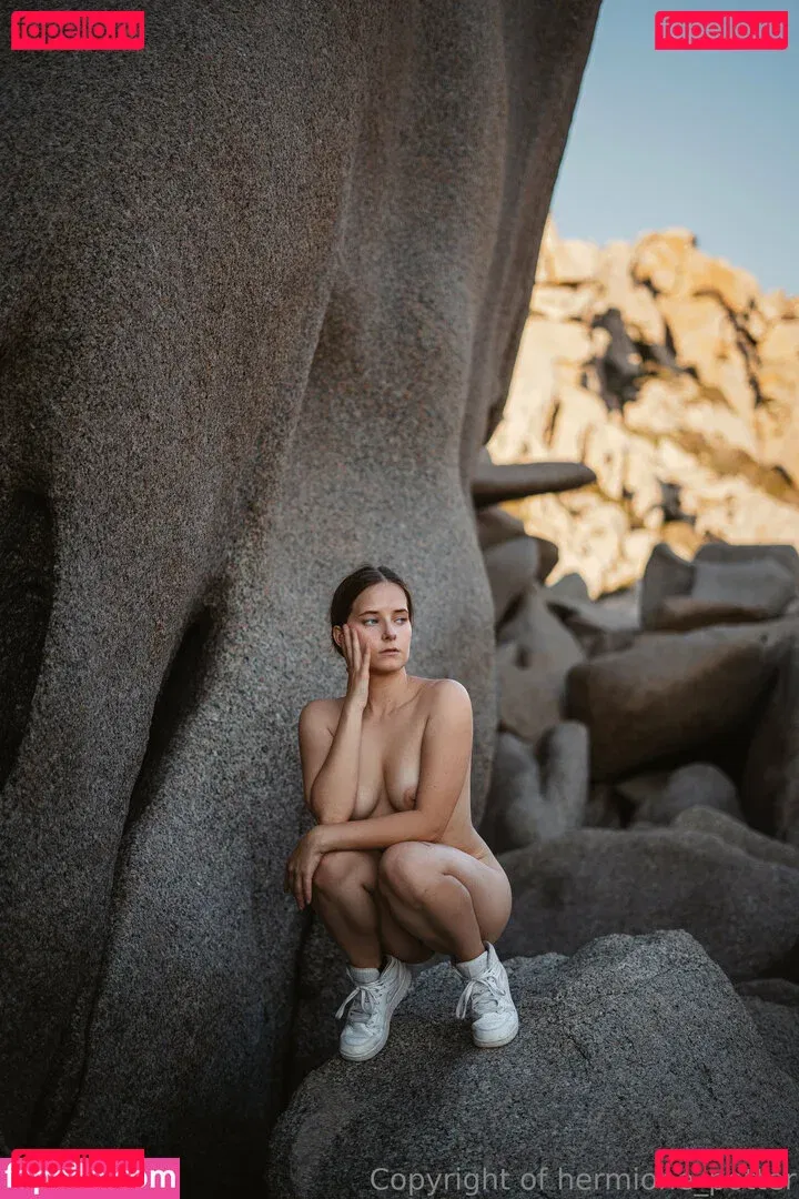 hermione_potter Onlyfans Photo Gallery 