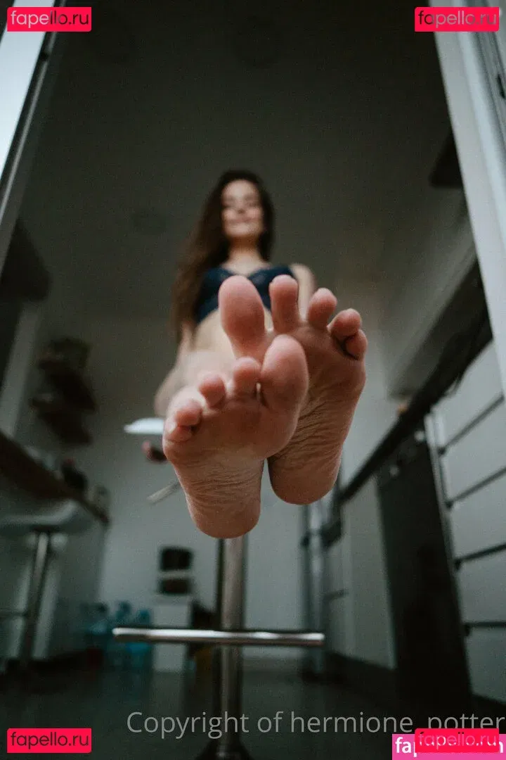 hermione_potter Onlyfans Photo Gallery 