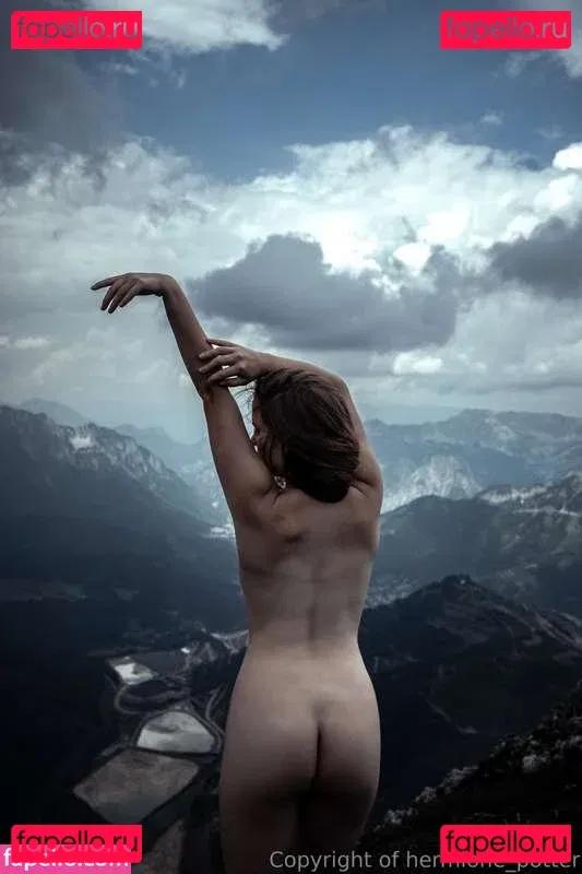 hermione_potter Onlyfans Photo Gallery 