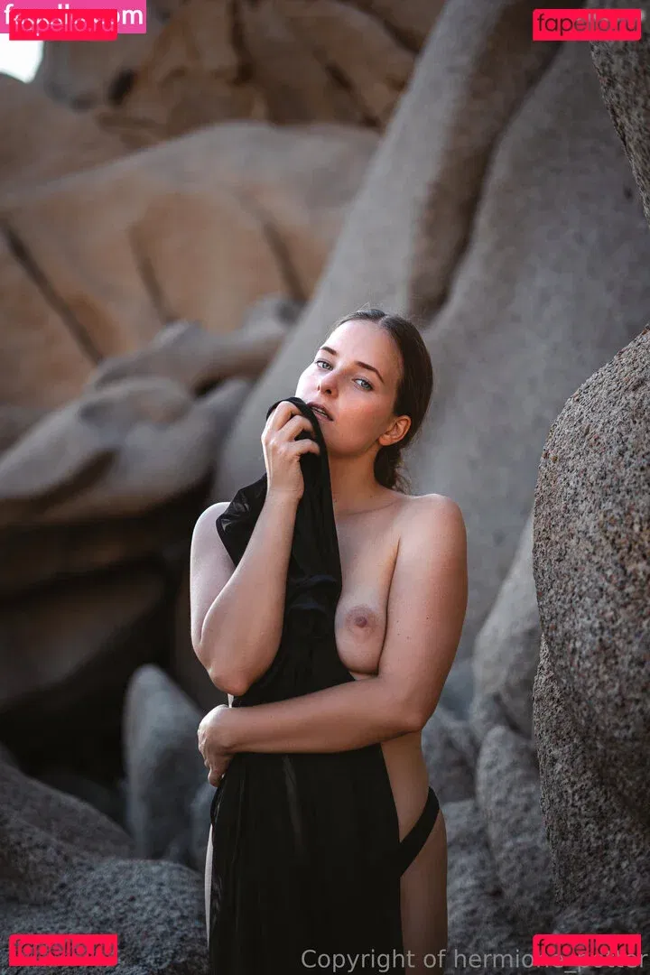 hermione_potter Onlyfans Photo Gallery 