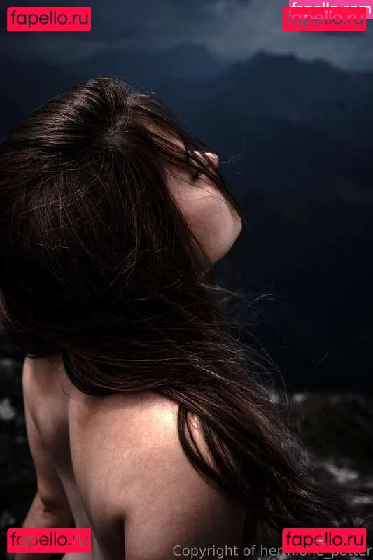 hermione_potter Onlyfans Photo Gallery 