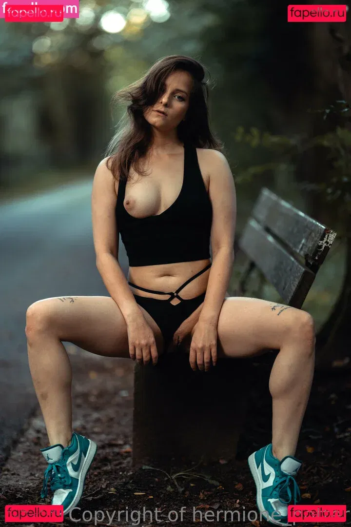 hermione_potter Onlyfans Photo Gallery 