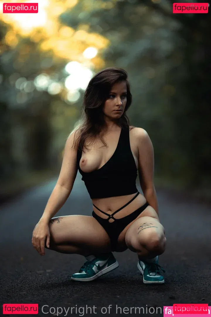 hermione_potter Onlyfans Photo Gallery 