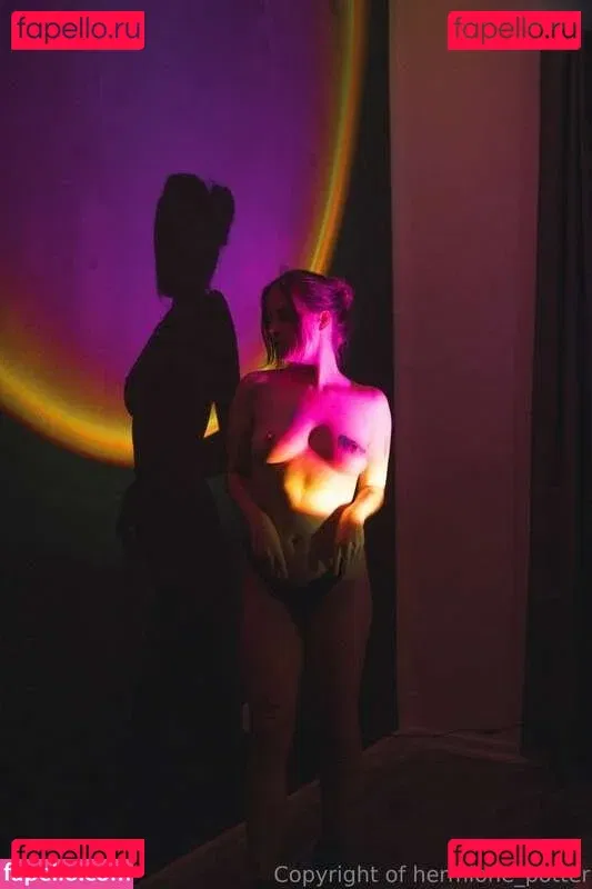 hermione_potter Onlyfans Photo Gallery 