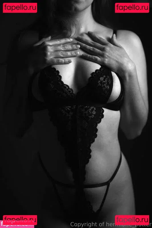 hermione_potter Onlyfans Photo Gallery 