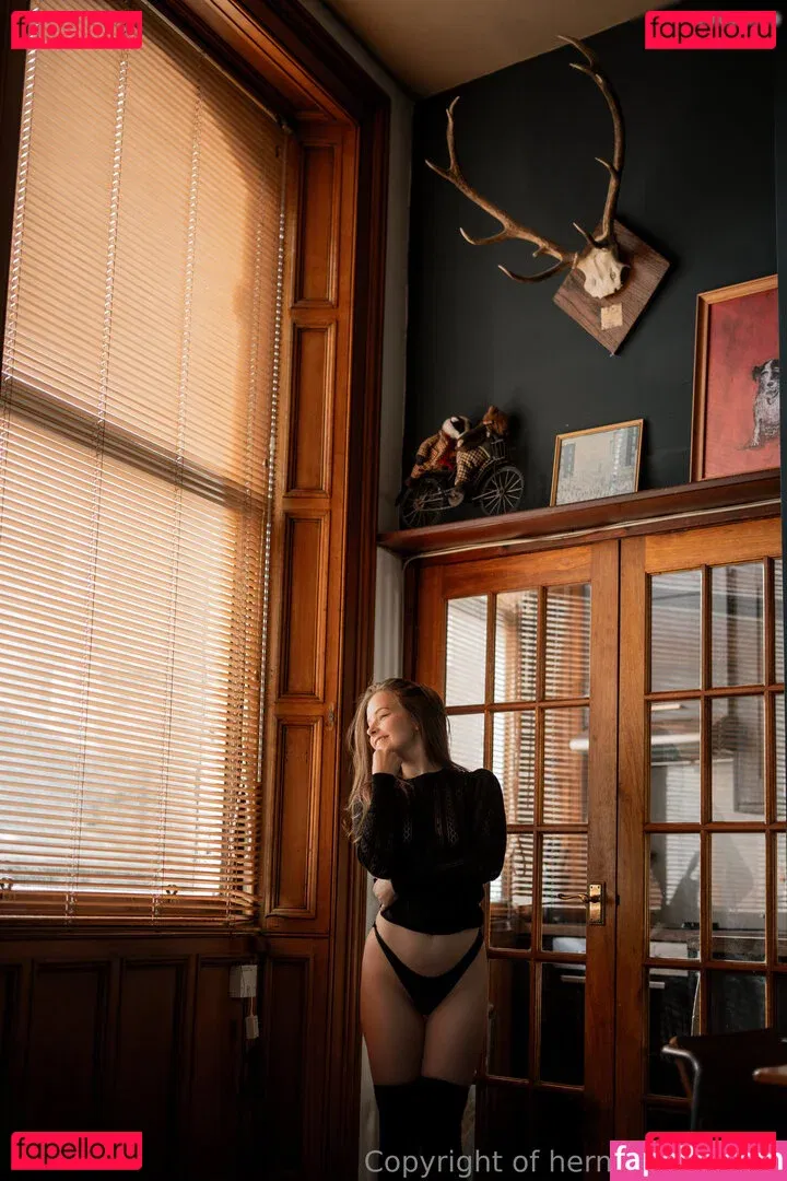 hermione_potter Onlyfans Photo Gallery 