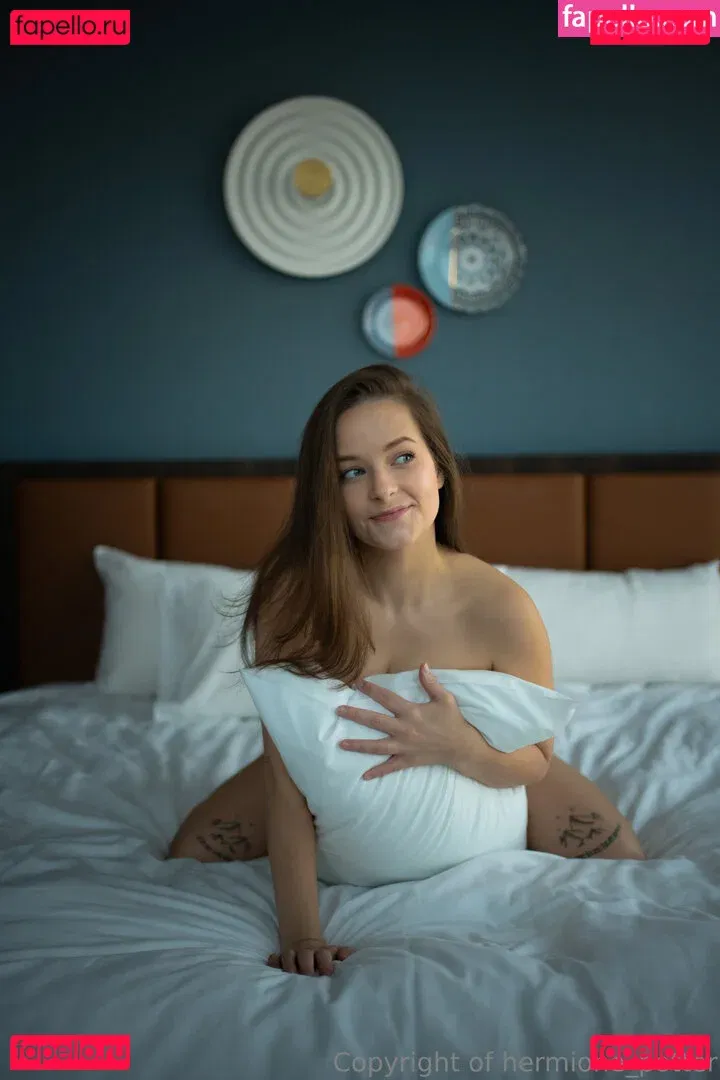 hermione_potter Onlyfans Photo Gallery 