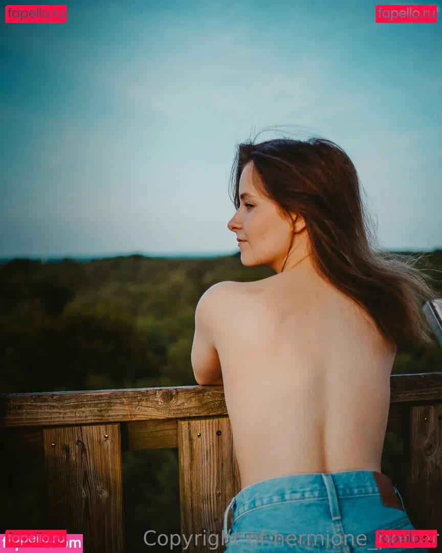 hermione_potter Onlyfans Photo Gallery 