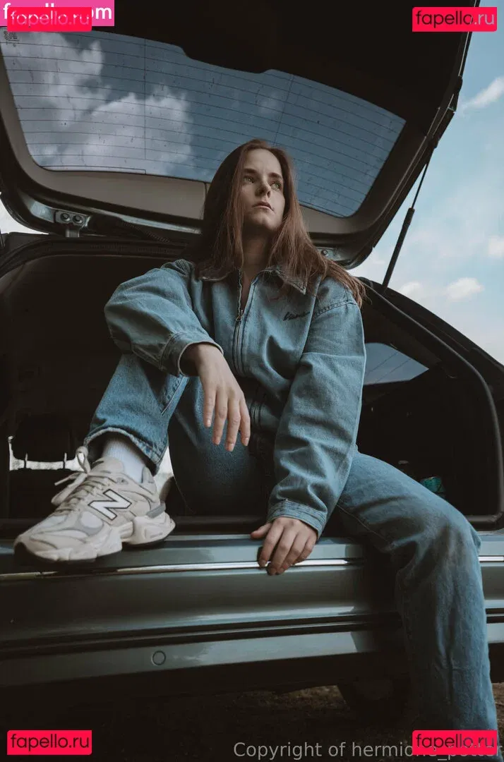 hermione_potter Onlyfans Photo Gallery 