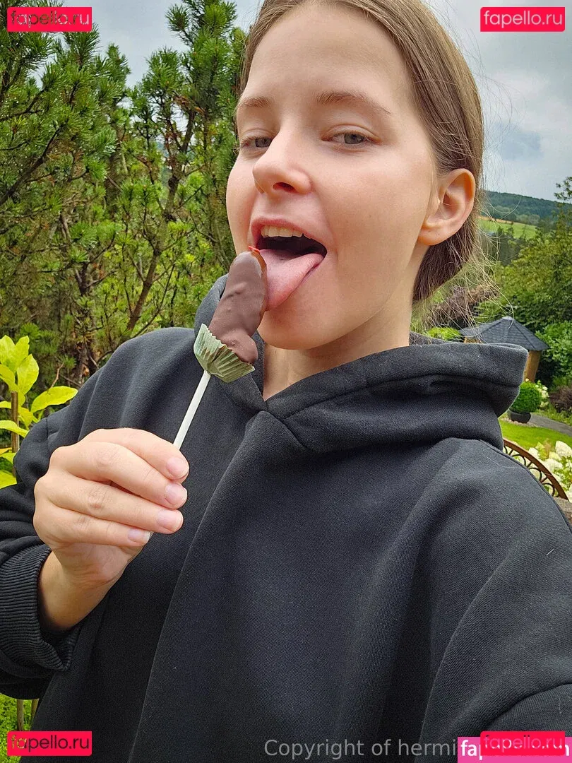 hermione_potter Onlyfans Photo Gallery 