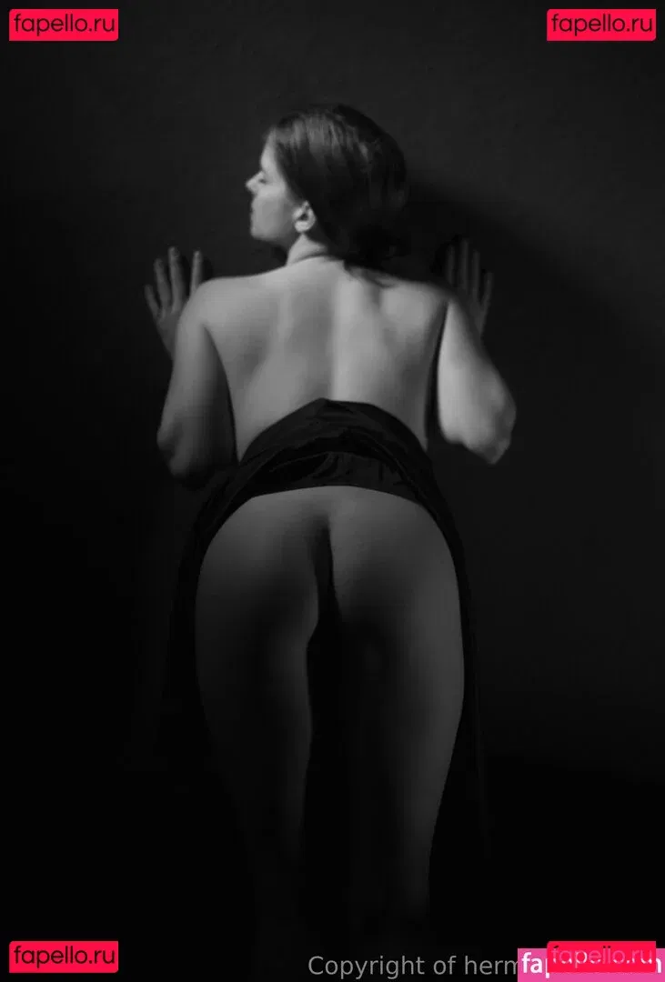 hermione_potter Onlyfans Photo Gallery 