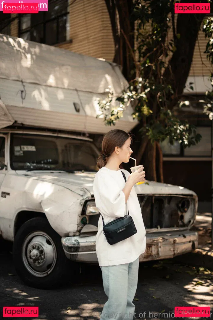 hermione_potter Onlyfans Photo Gallery 