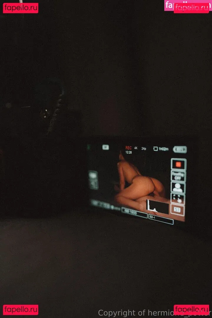 hermione_potter Onlyfans Photo Gallery 