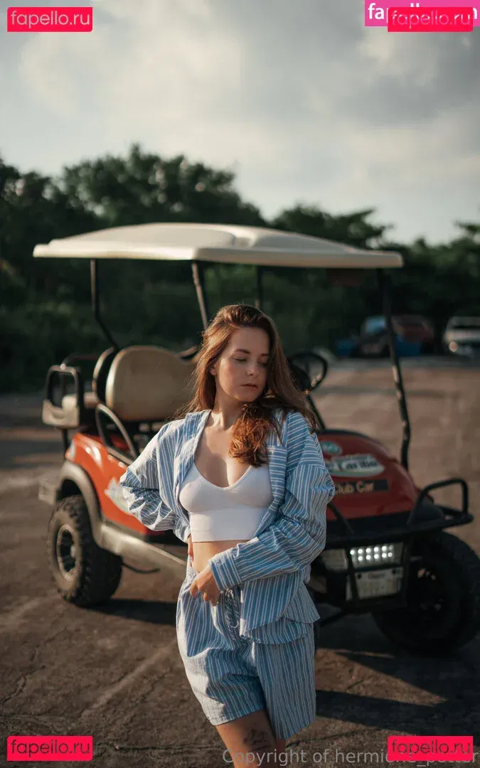 hermione_potter Onlyfans Photo Gallery 